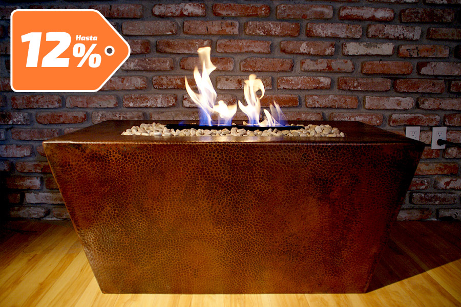 Chimenea Koeko rectangular fabricada en lámina de cobre